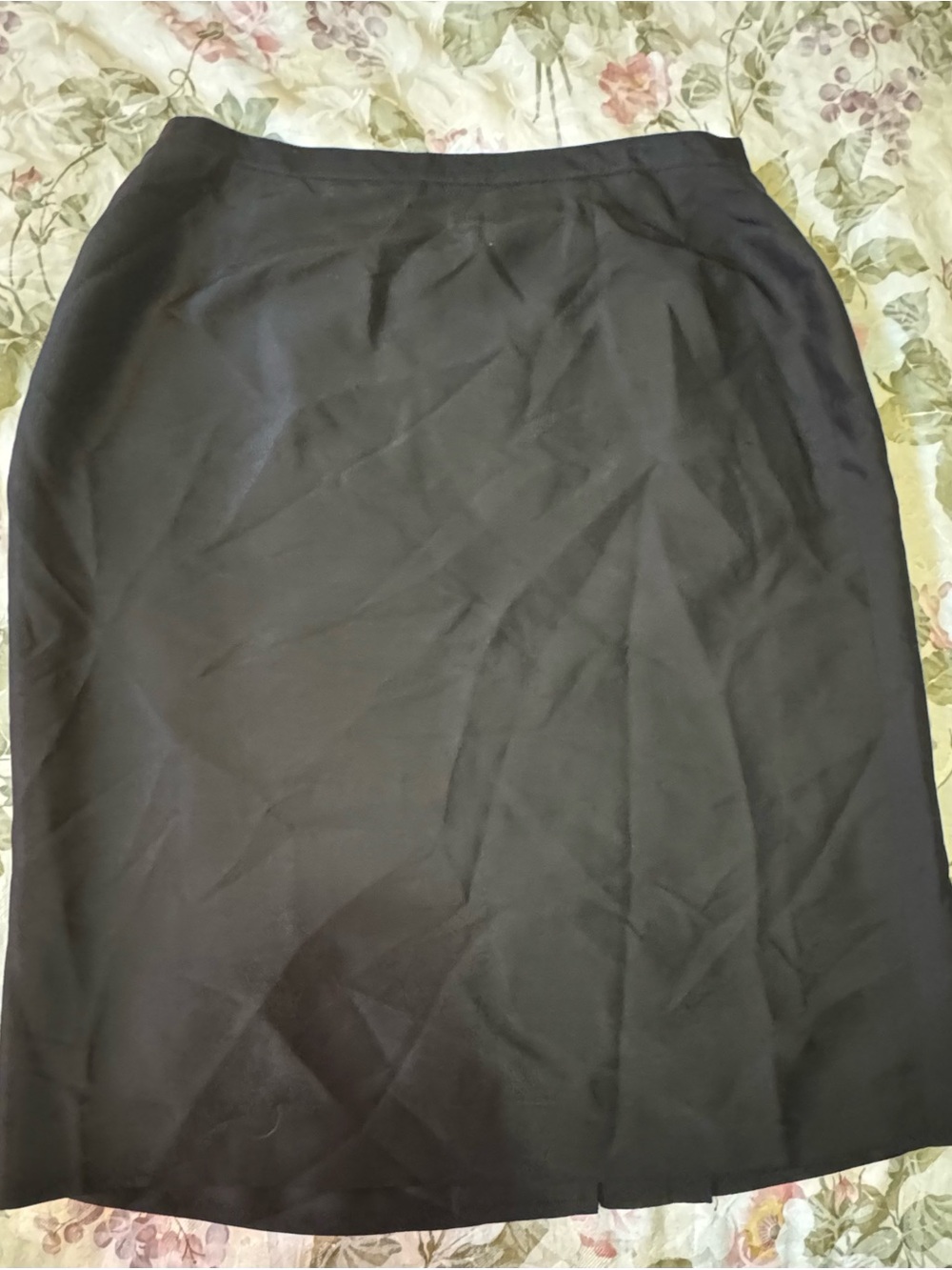 Albert Nipon Women’s 14 Black 100% Silk Pencil Skirt Lined Knee Length Career